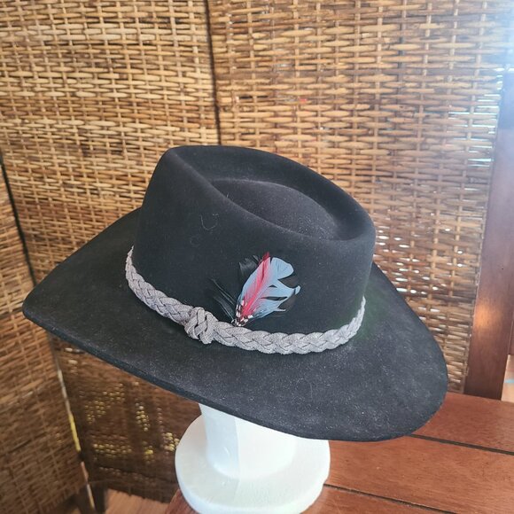 Akubra Black Snowy River Fur Felt Australian Hat 56 Never Worn Grey Hatband - Picture 7 of 13